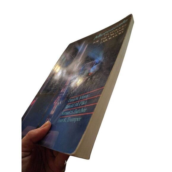 Microscope techniques for the organic laboratory by Dana W. Mayo and others Wile - Picture 2 of 5